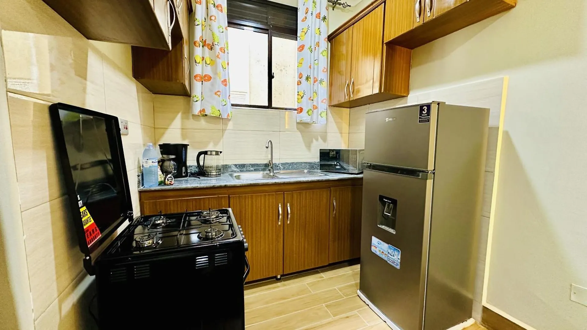 Blackoak Signature Home Kyanja Καμπάλα 0*,